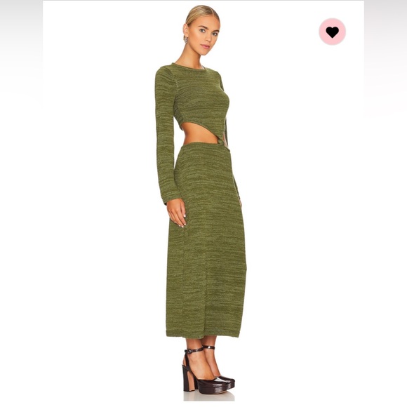 Kiwi color.  Like new.  Worn once - Picture 1 of 3